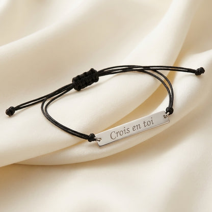 Bracelet en cordon gravé