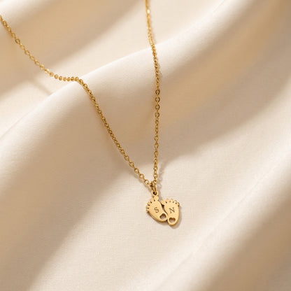 Collier petits pas gravé