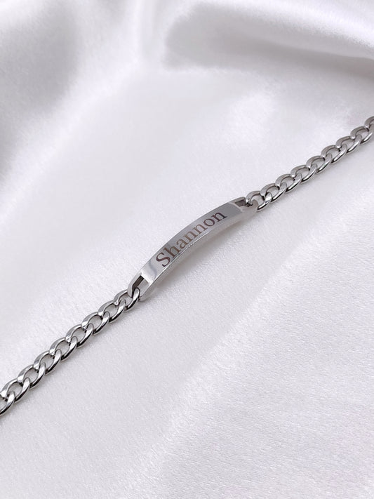 Gourmette Alpha gravé