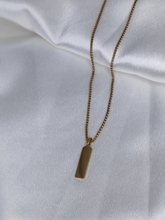 Collier rectangulaire à gravé